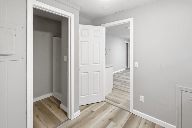 Building Photo - 26 Old West Brookfield Rd