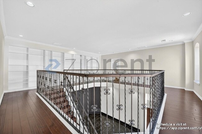 Building Photo - 4633 San Marcos Way