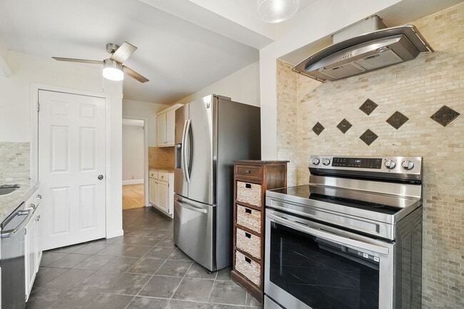 Building Photo - 46 Wooster St