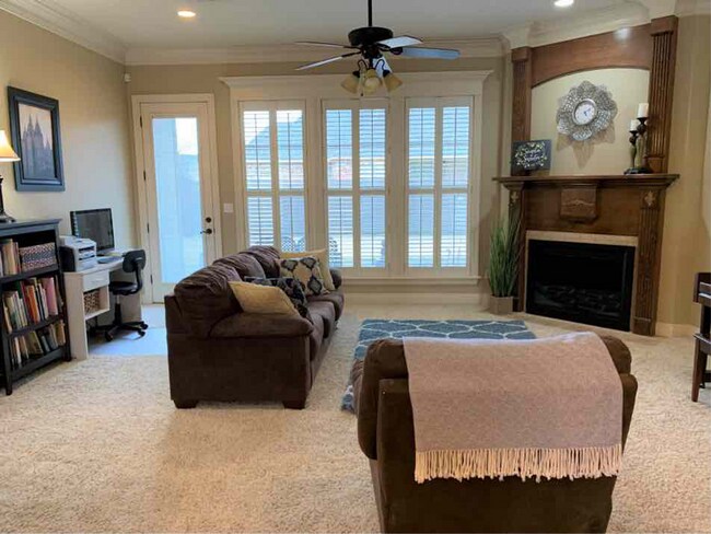 Building Photo - Rental in Gated Community