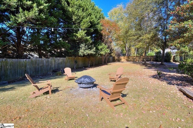 Building Photo - 104 Middle Brook Rd