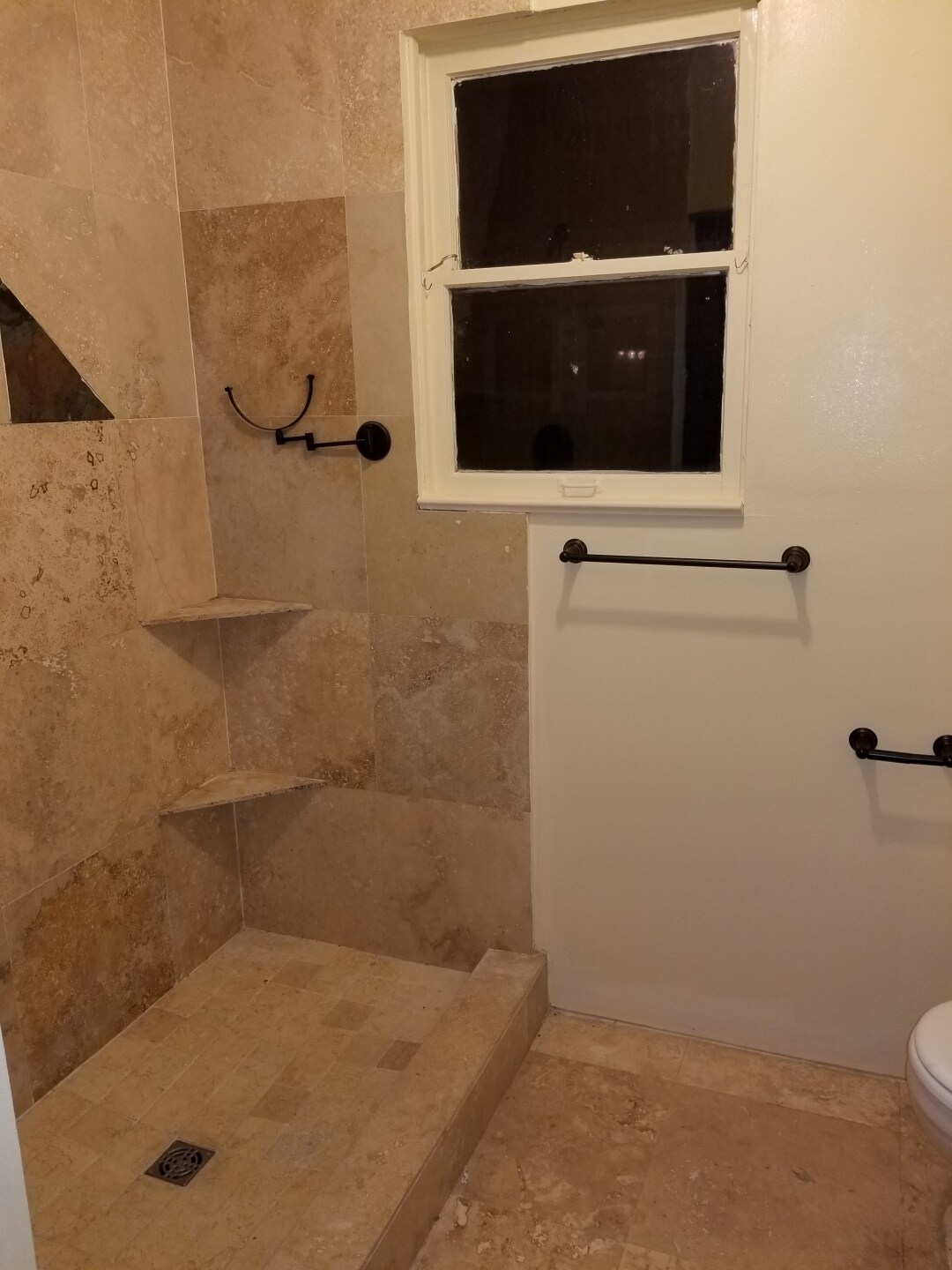 Building Photo - 922 Howard St