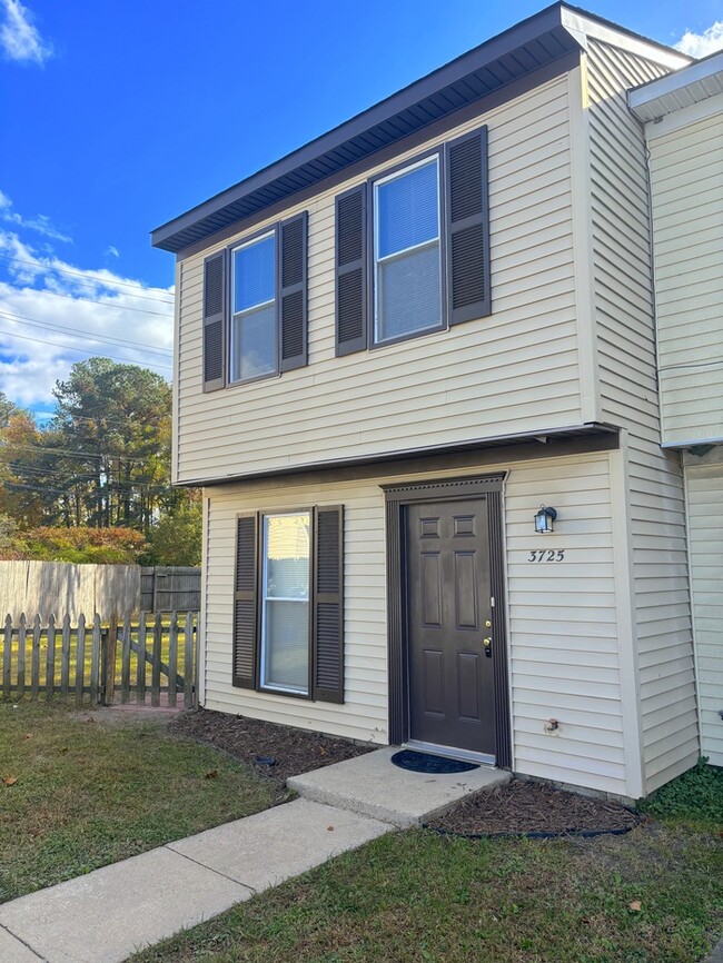 Primary Photo - LOVELY END-UNIT TOWNHOME IN CHURCHLAND ARE...