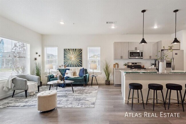 Building Photo - 624 Ute Peak Aly