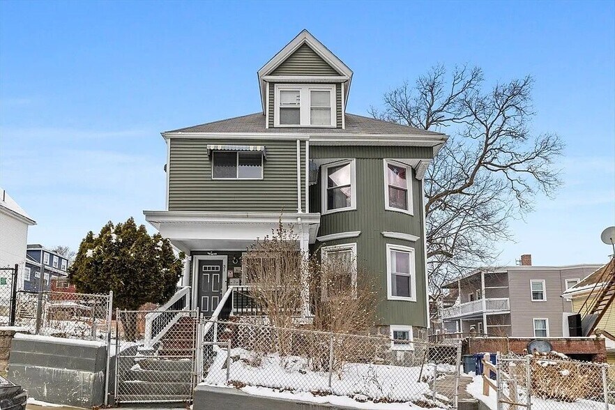 Building Photo - 31 Bullard St