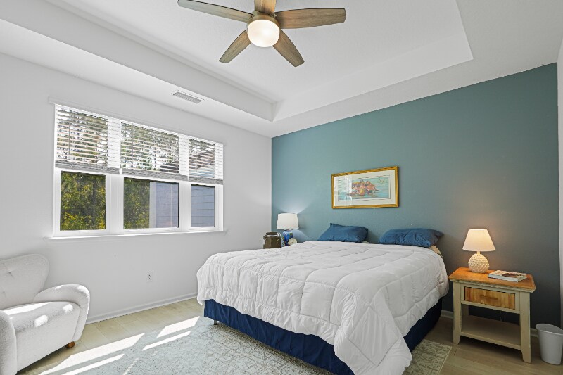 Building Photo - 9337 Cool Breeze Dr