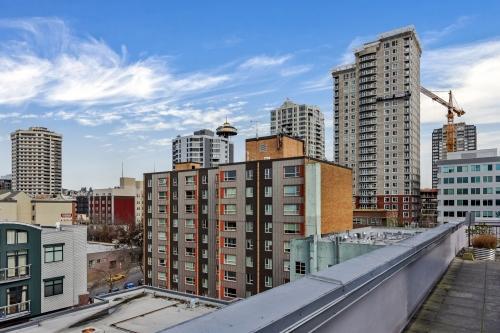 Building Photo - 1 bedroom in Seattle WA 98121