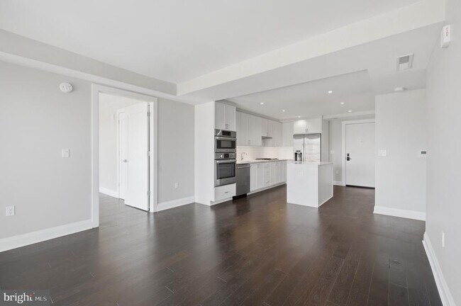 Building Photo - 925 N Fairfax St