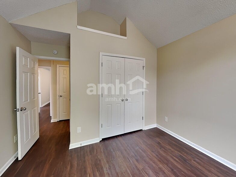 Building Photo - 3335 N Winds Trail