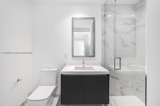 Building Photo - 851 NE 1st Ave