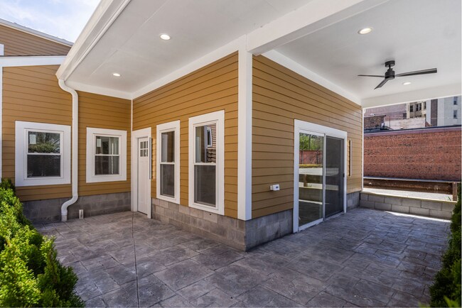 Building Photo - 3250 Lorain Ave