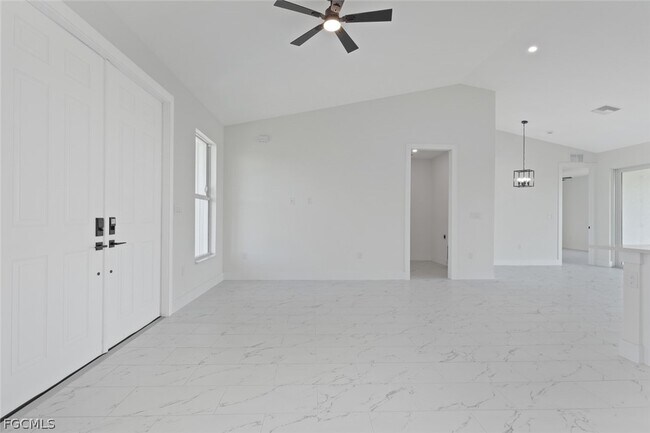 Building Photo - 4306 NW 35th St