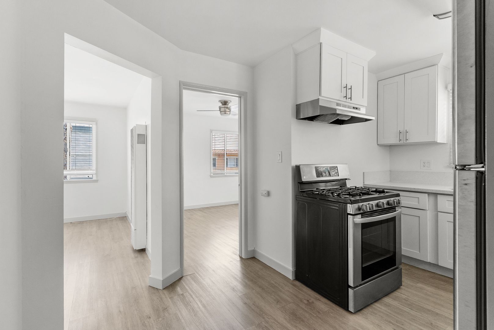 Building Photo - 727 Olive Ave