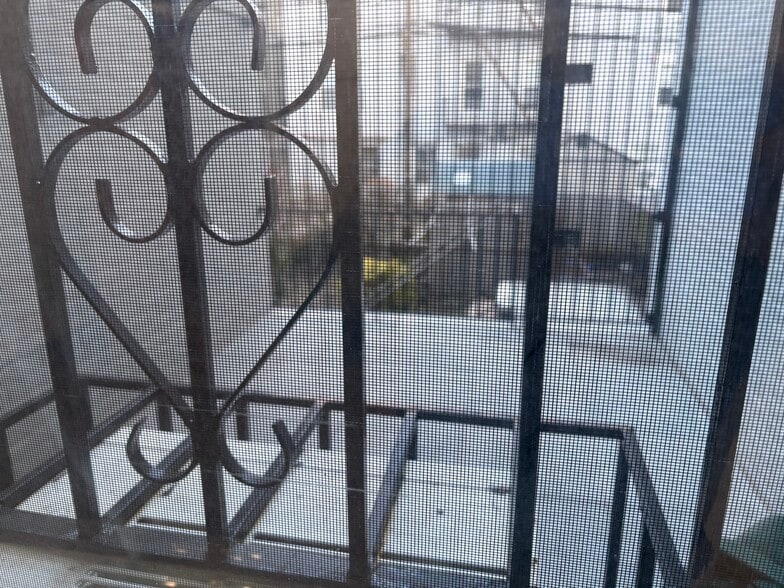 Outdoor Patio - 3055 32nd St