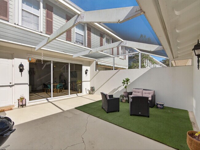 Building Photo - 2785 E Community Dr