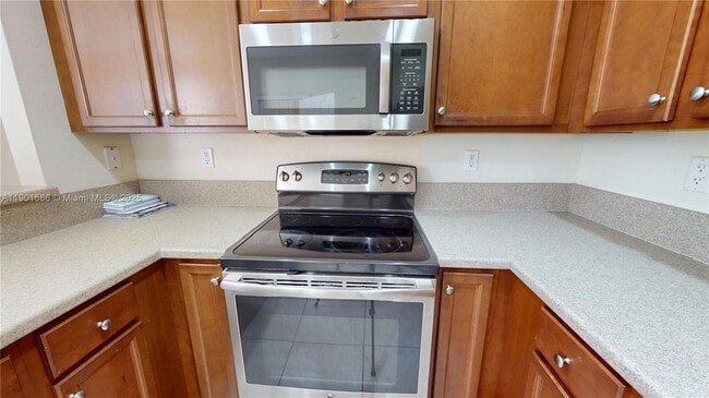 Building Photo - 9391 SW 171st Ct