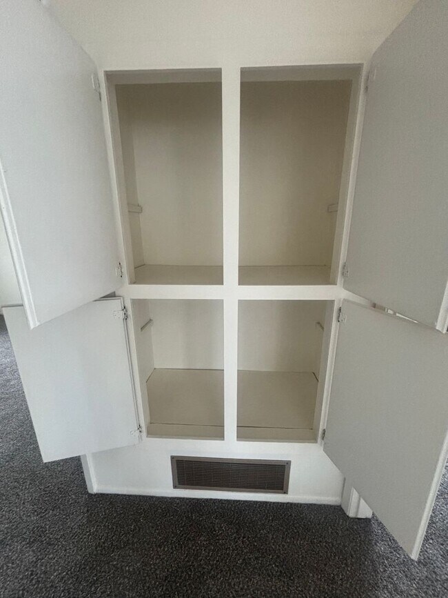 Building Photo - 2227-2227 N 5th St