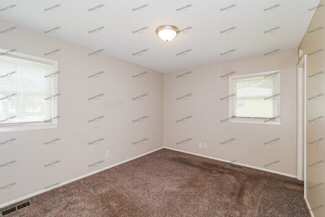 Building Photo - 9524 Ditman Ct