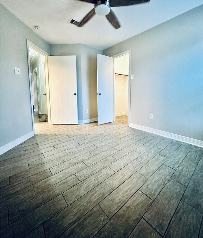 Building Photo - 21604 Horseshoe Dr