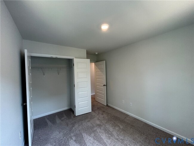 Building Photo - 101 Avenda Ln