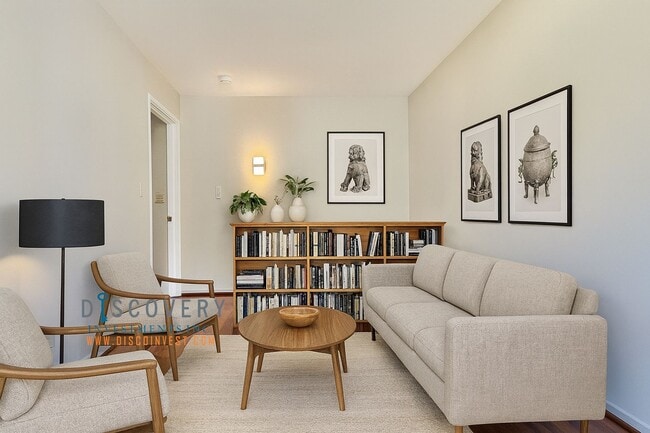 Building Photo - Updated MCM Gem in Adams Point