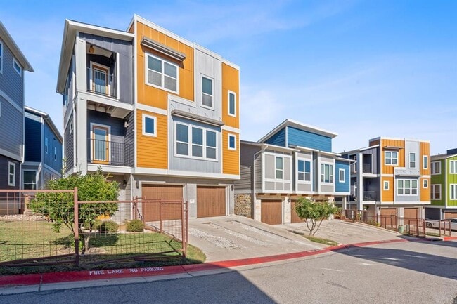 Building Photo - 1912 Dinsdale Ln