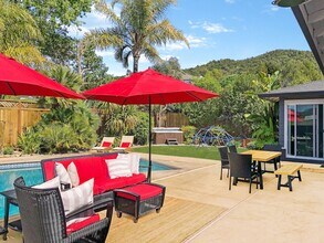 Building Photo - 10 - 22 Month FURNISHED Lease: Bring Indoor/Outdoor Living HOME with this 3bd+/2.5ba plus Pool & ...