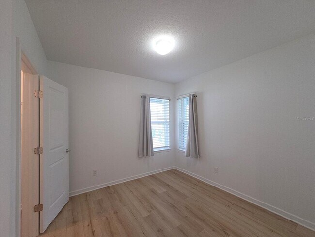 Building Photo - 2130 Bur Oak Blvd