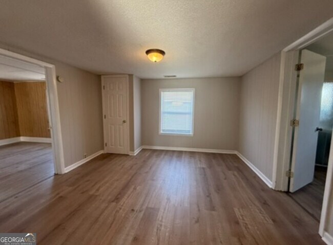 Building Photo - 10372 GA-106