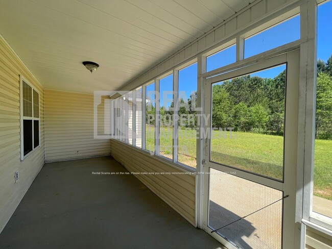 Building Photo - 119 Lonesome Doe Cir