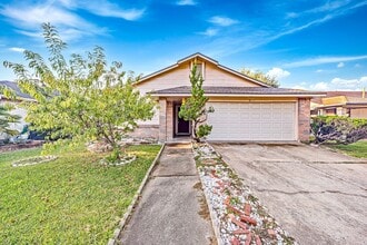 Building Photo - 11059 Landsbury Cir