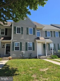 Building Photo - 145 Holmes St