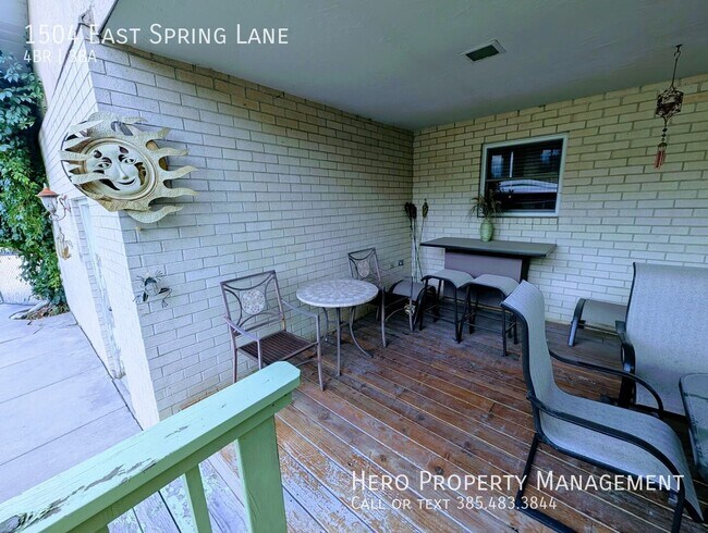 Building Photo - 1504 Spring Ln