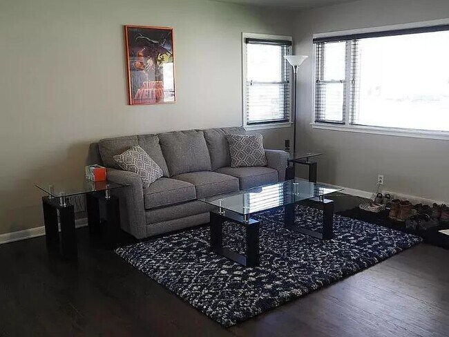 Spacious living room with beautiful wood floors - 1907 N 84th St