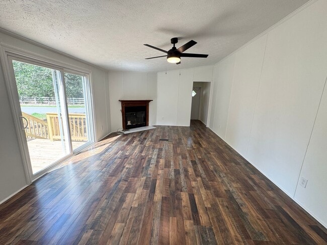Building Photo - 8600 Bragg Dr