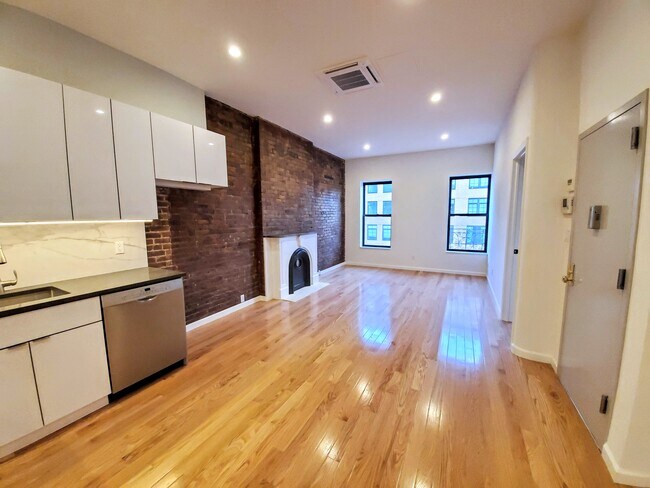 Building Photo - 101 Avenue A