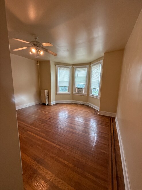 Building Photo - 2916 Guilford Ave