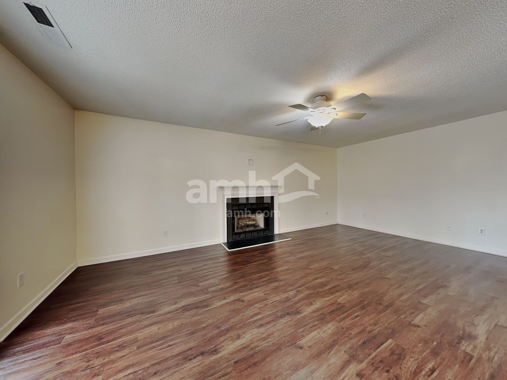 Building Photo - 115 Haven Grove Trl