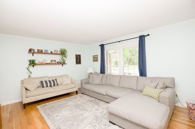 Building Photo - Spacious 3 Bedroom Home in Fayetteville, NC - Perfect for Family Living!