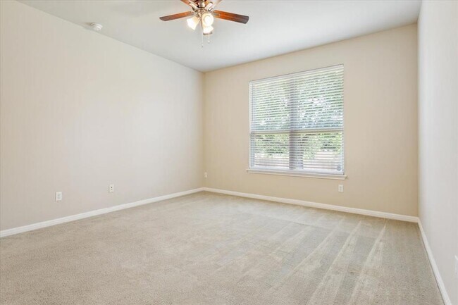 Building Photo - 1013 Fred Couples Ct