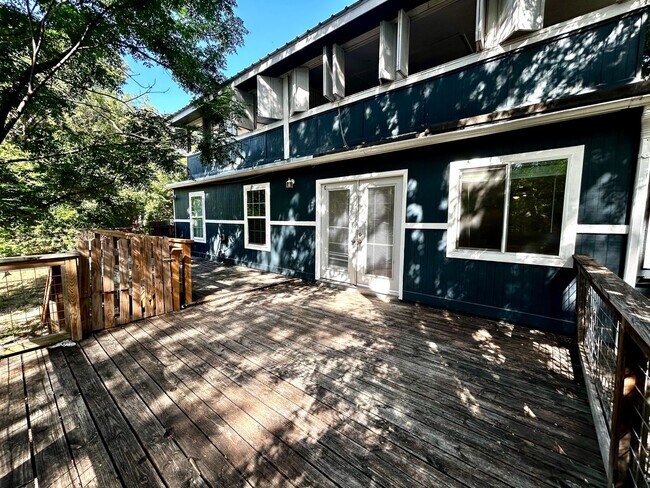 Building Photo - 3305 Clawson Rd