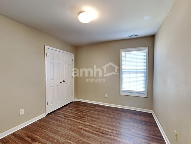 Building Photo - 835 Brookhannah Ct