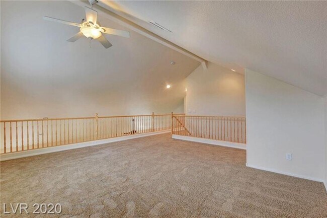 Building Photo - Gorgeous Southern Highlands 3 bedroom + loft and office with a sparkling pool!