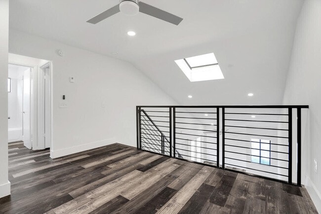 Building Photo - 4143 Palm Bay Cir