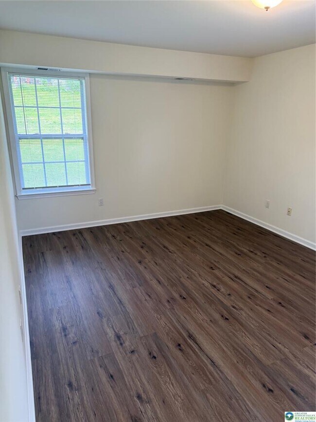 Building Photo - 7280 Adams Ct