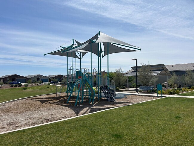 Building Photo - 17347 W Sanna St