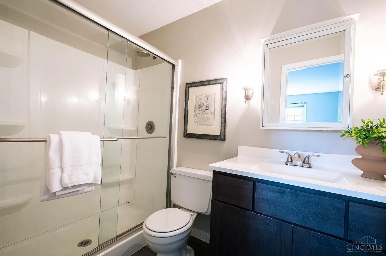 Building Photo - 9767 Bunker Hill Ln