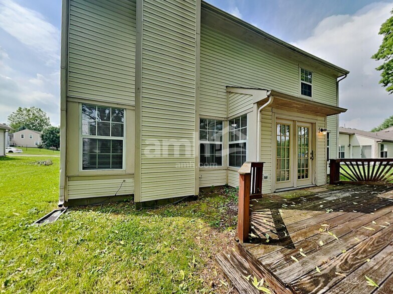 Building Photo - 4002 Cherry Blossom Blvd