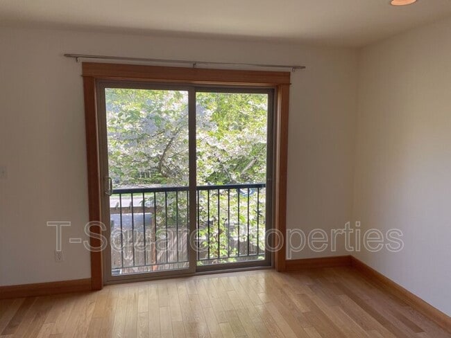 Building Photo - 3629 36th Ave S