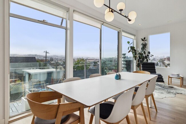 Building Photo - OPEN HOUSE: Wednesday (6/24) 4:00pm-4:30pm. Stunning 3-Level Single Family Home with Modern Touch...